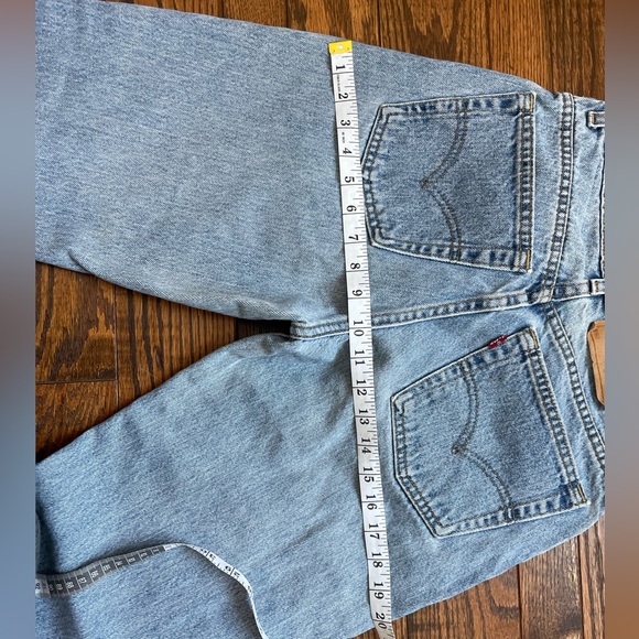 Levi’s size 26/27 size 4 medium wash vintage 550 Relaxed leg tapered jeans - Picture 8 of 10